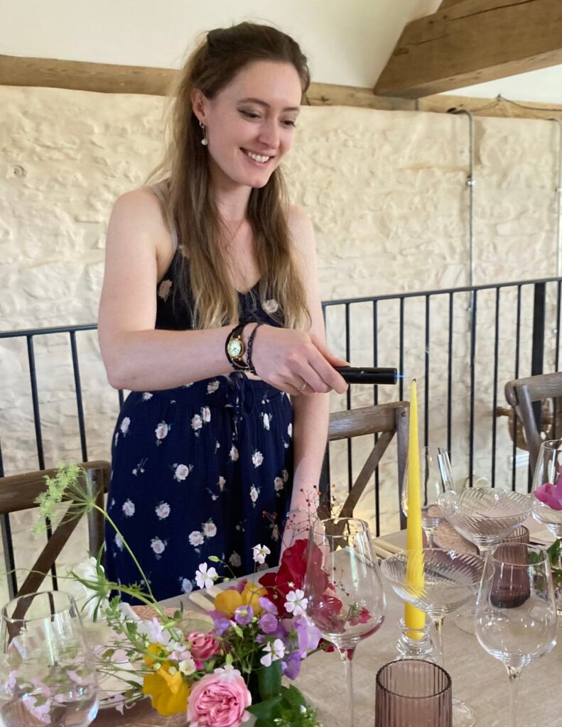 Wedding day assistant. wedding planner assistant
